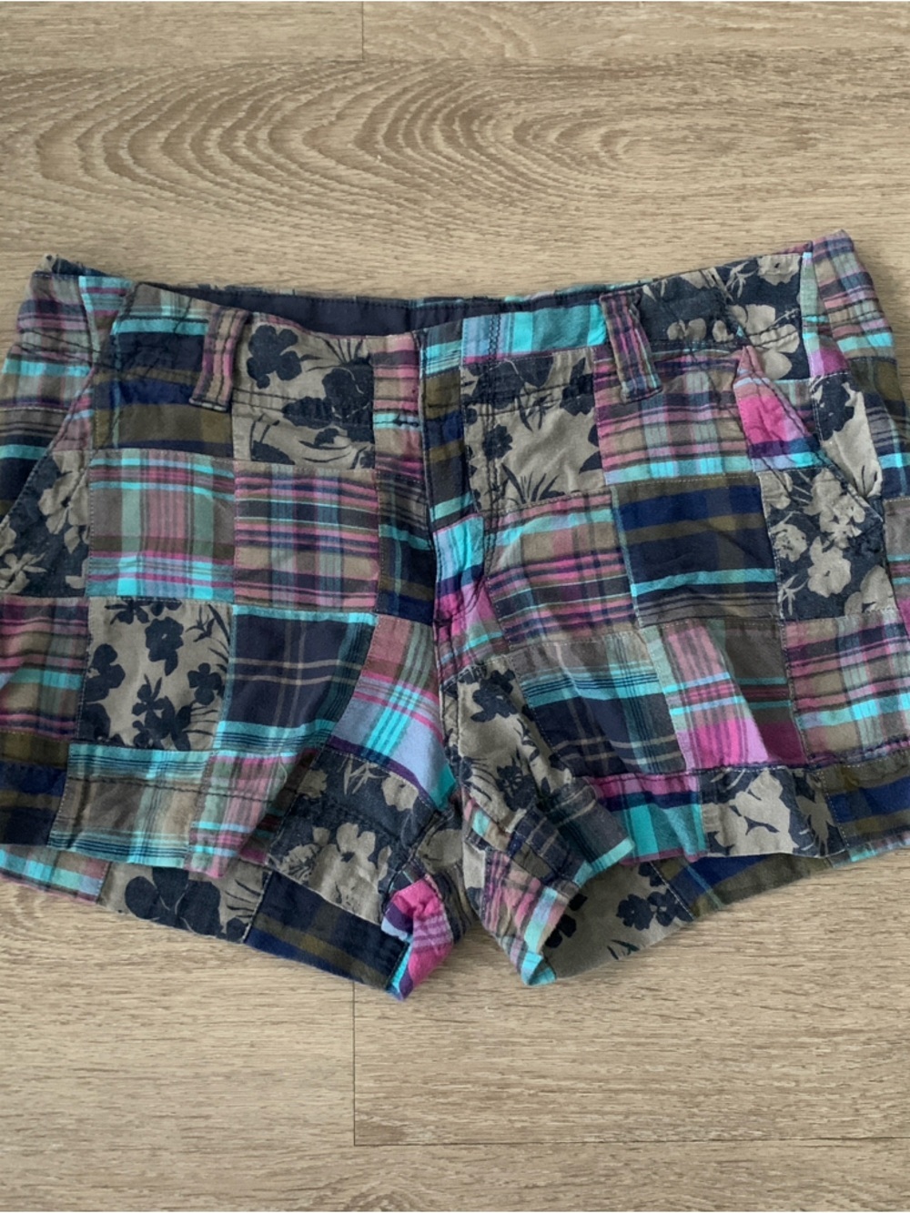 Old Navy Patchwork Shorts Size 8
